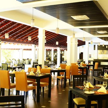 The Covanro Airport Hotel - Katunayake Gampaha Exterior photo