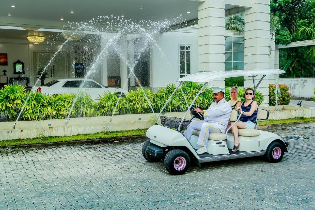 The Covanro Airport Hotel - Katunayake Gampaha Exterior photo