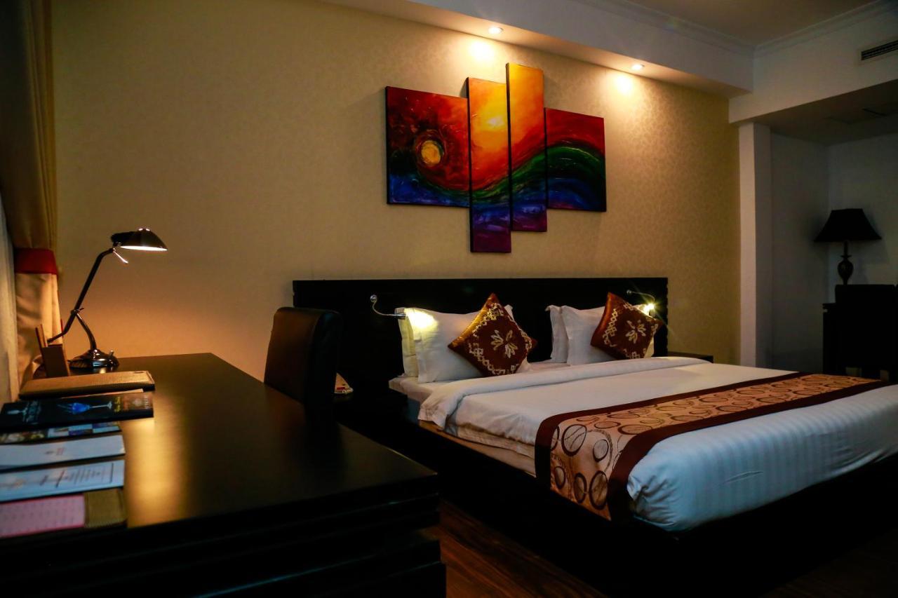 The Covanro Airport Hotel - Katunayake Gampaha Exterior photo